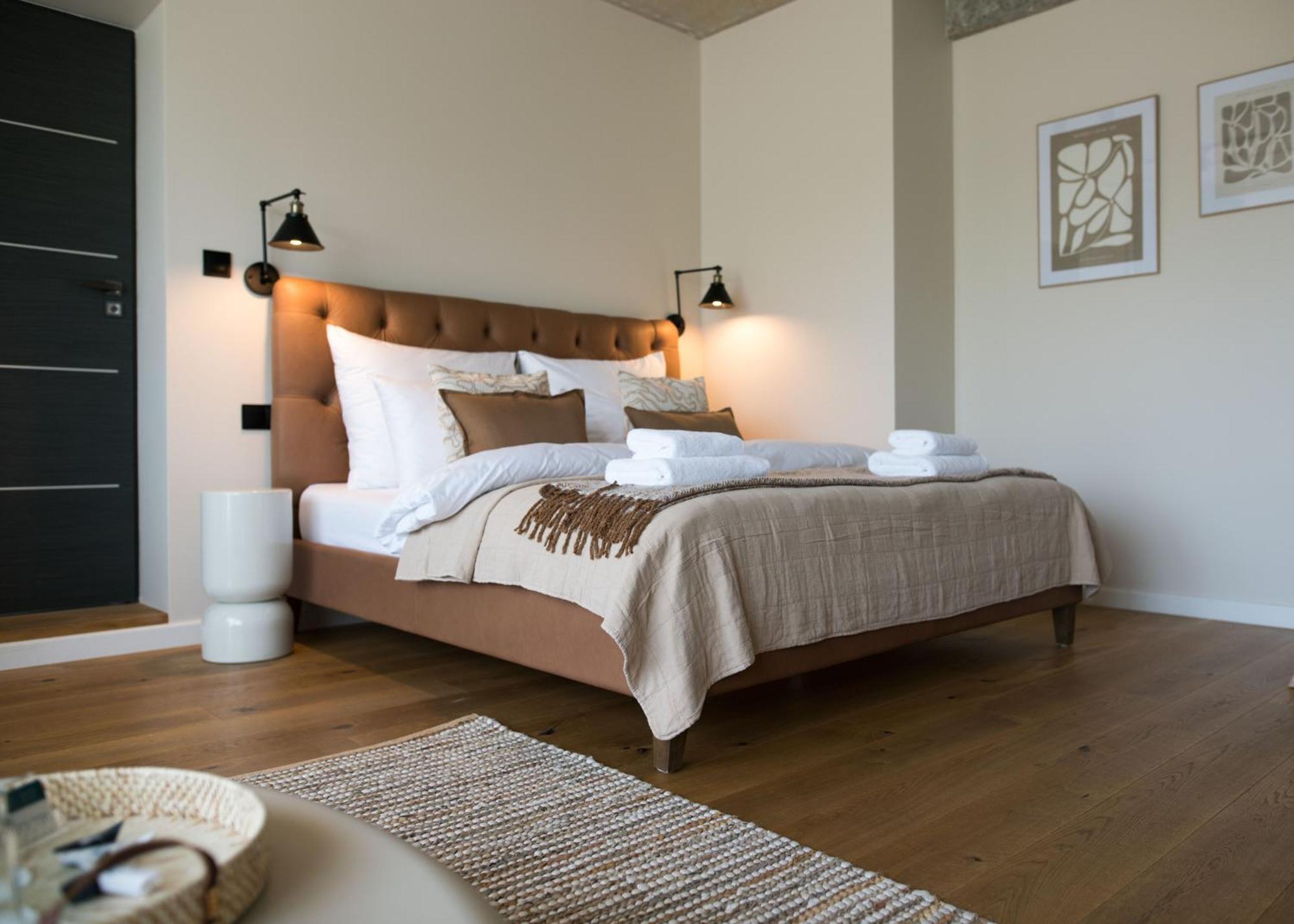 Boutique Hotel Rabbit Hole Кельце Экстерьер фото